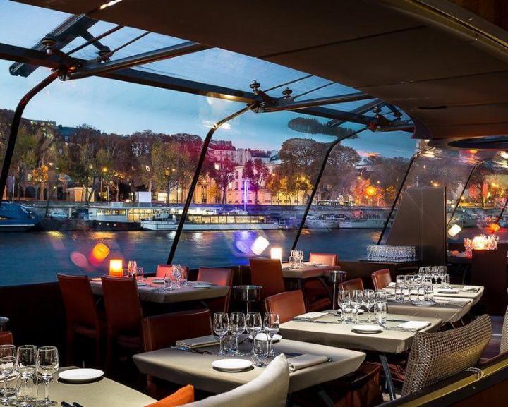 Croisière dîner à Paris